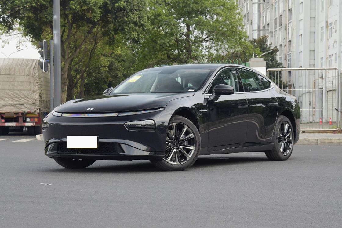 670KM Everbright Electric Car Xpeng P7 New Energy Vehicles 670km Range